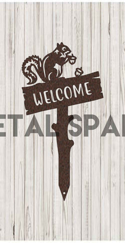 Squirrel Welcome Wooden Stake